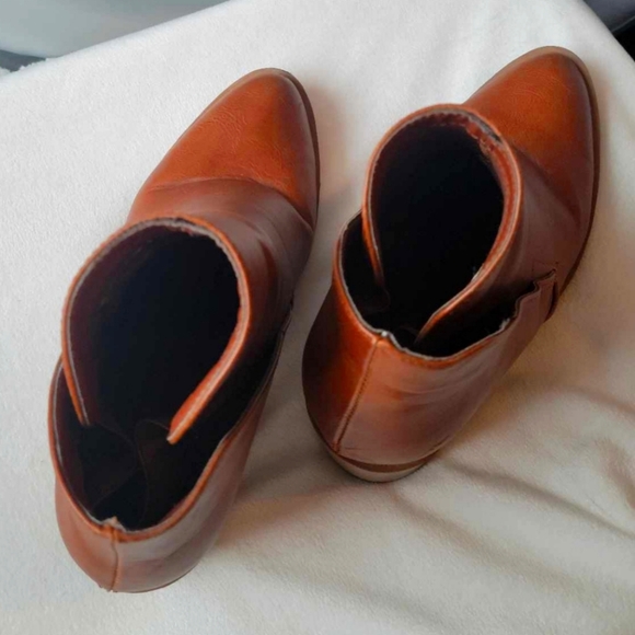 APT Women's Brown Hidden Wedge Ankle Boots size 7 - Picture 7 of 8